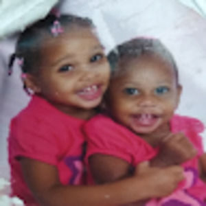 Meet your Posher, Malia